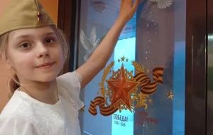 Школа МИД России присоединилась к Всероссийской патриотической акции «Окна Победы»!